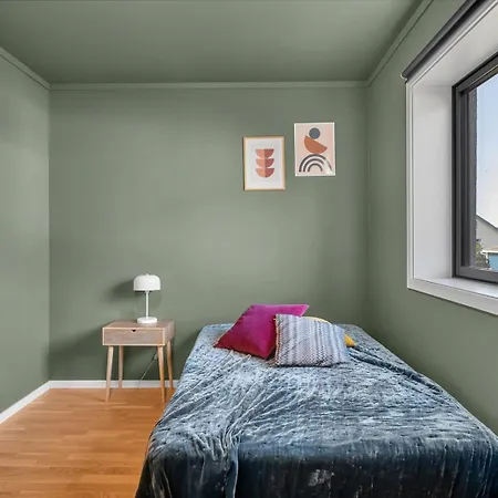 Borealis Luxury Villa *